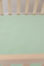 (SOLID, ribbed) Lion Around - Crib Sheet